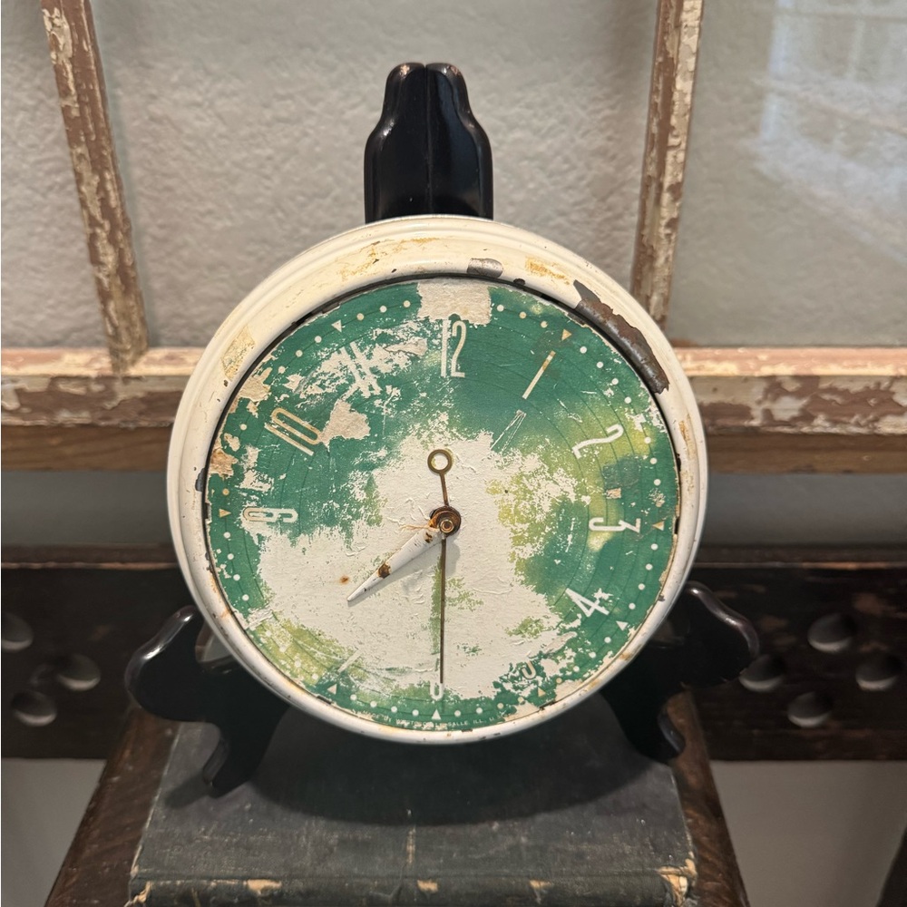Vintage Green and White Wall Clock